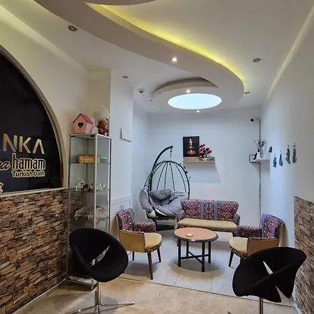 Smyrna Hotel 2*